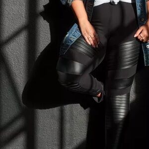 Torrid Black Leggings Stretch Pants Plus size 2 2x 18/20